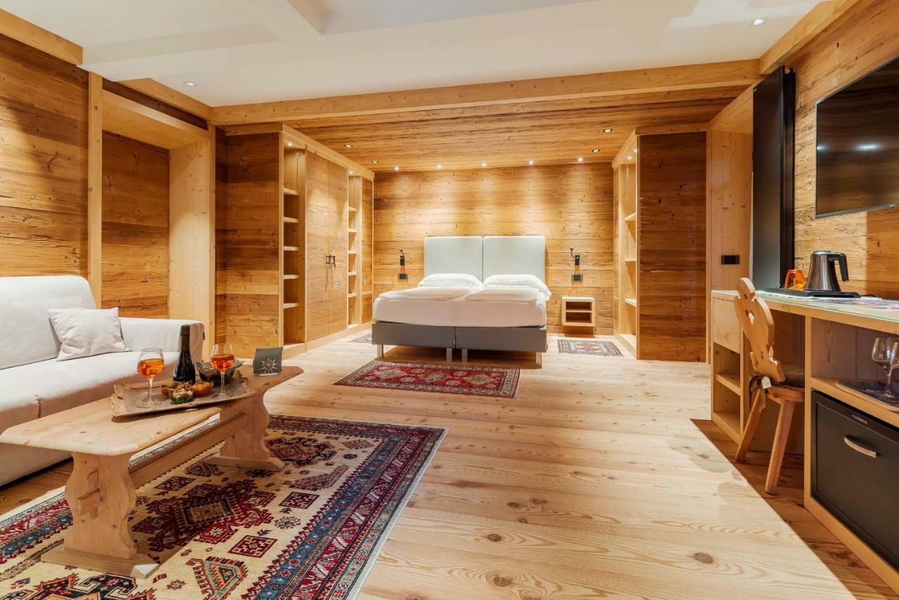 Hotel Villa Alpina ***S 코르티나 담페조 외부 사진